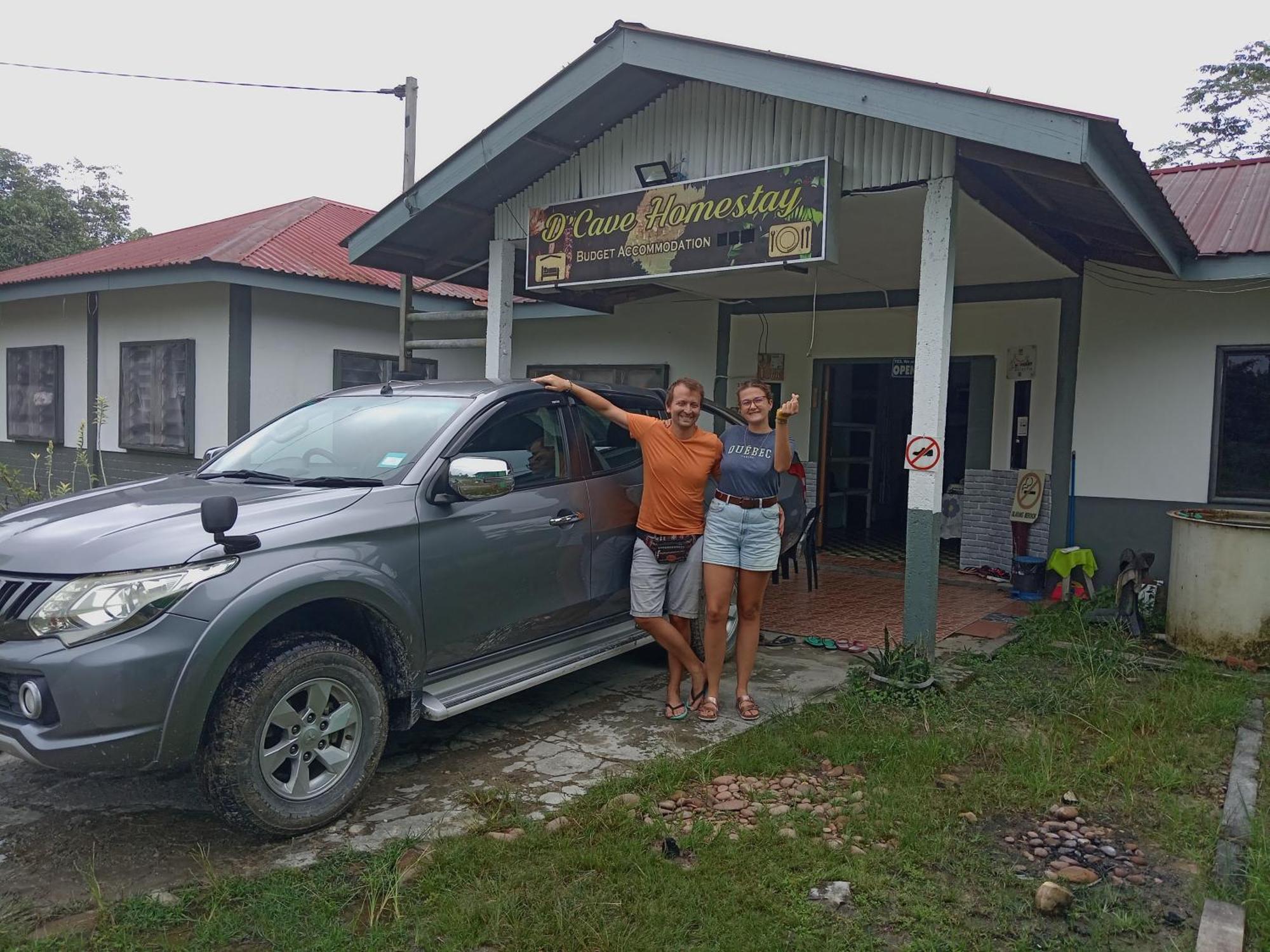 Mulu D Cave Homestay Ngoại thất bức ảnh