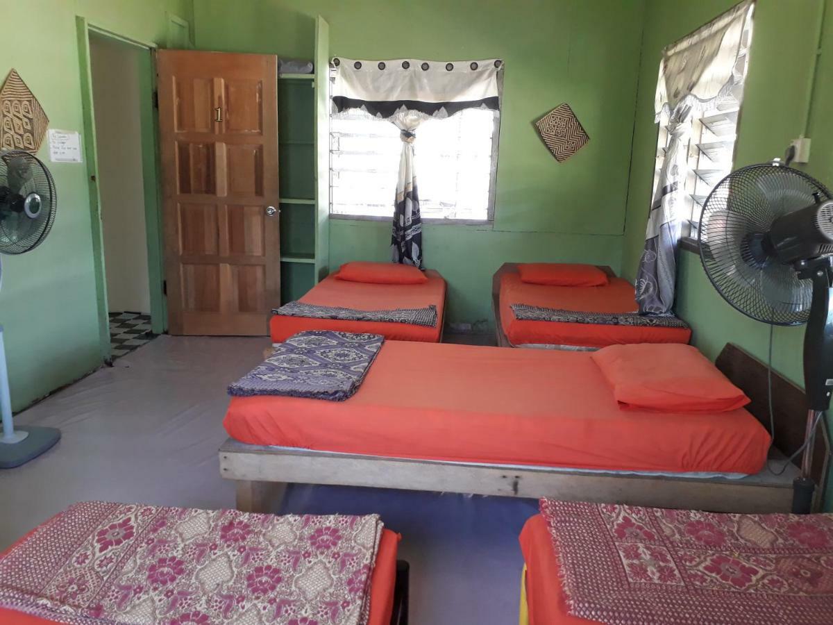 Mulu D Cave Homestay Ngoại thất bức ảnh