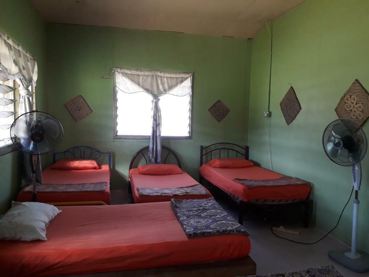 Mulu D Cave Homestay Ngoại thất bức ảnh
